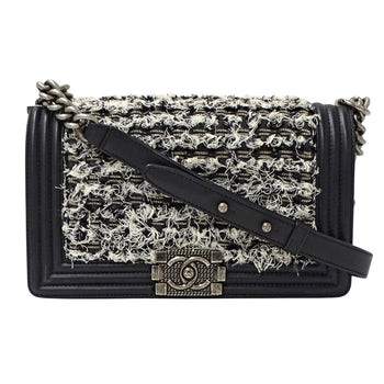 Chanel Boy Women'S Shoulder Bag In Tweed Leather