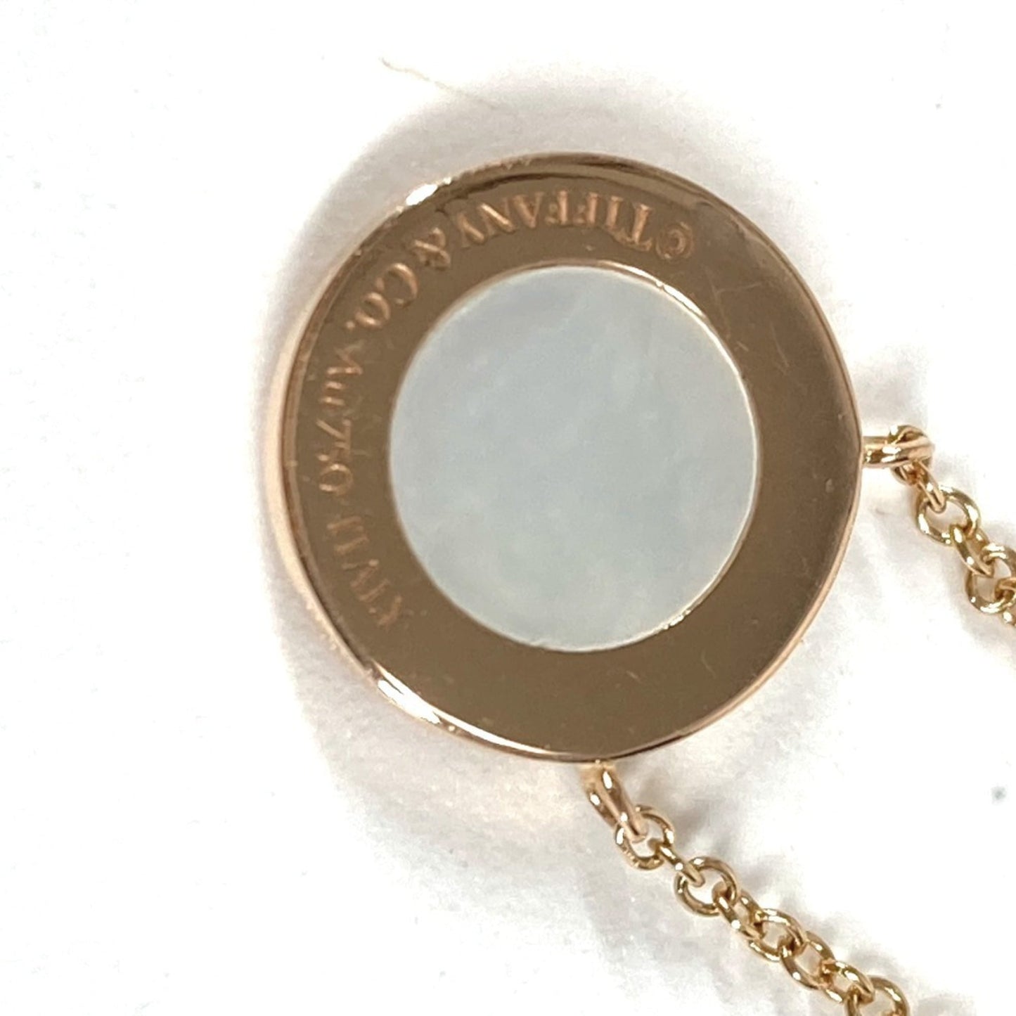 Tiffany & Co. 64026801 Tiffany T Diamond Mother-Of-Pearl Circle Pendant Chain Necklace