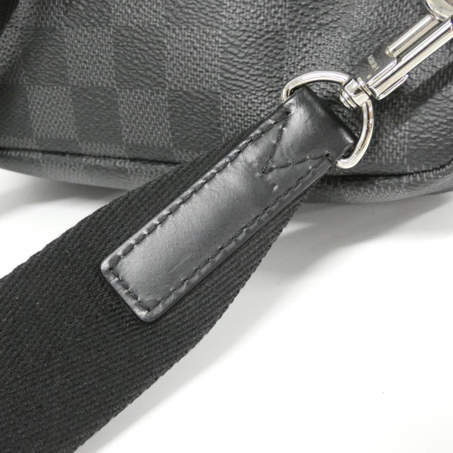 Louis Vuitton Damier Graphite Avenue Sling Bag N41719 Shoulder