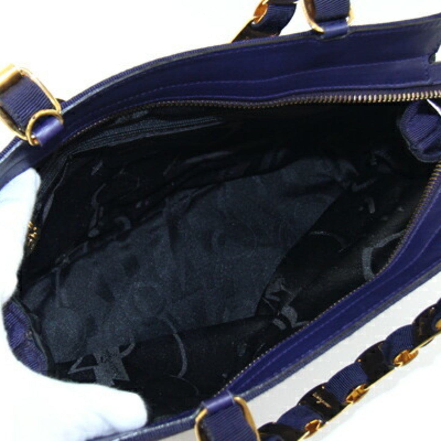 Salvatore Ferragamo Vara 21 5251 Handbag In Navy Blue Canvas