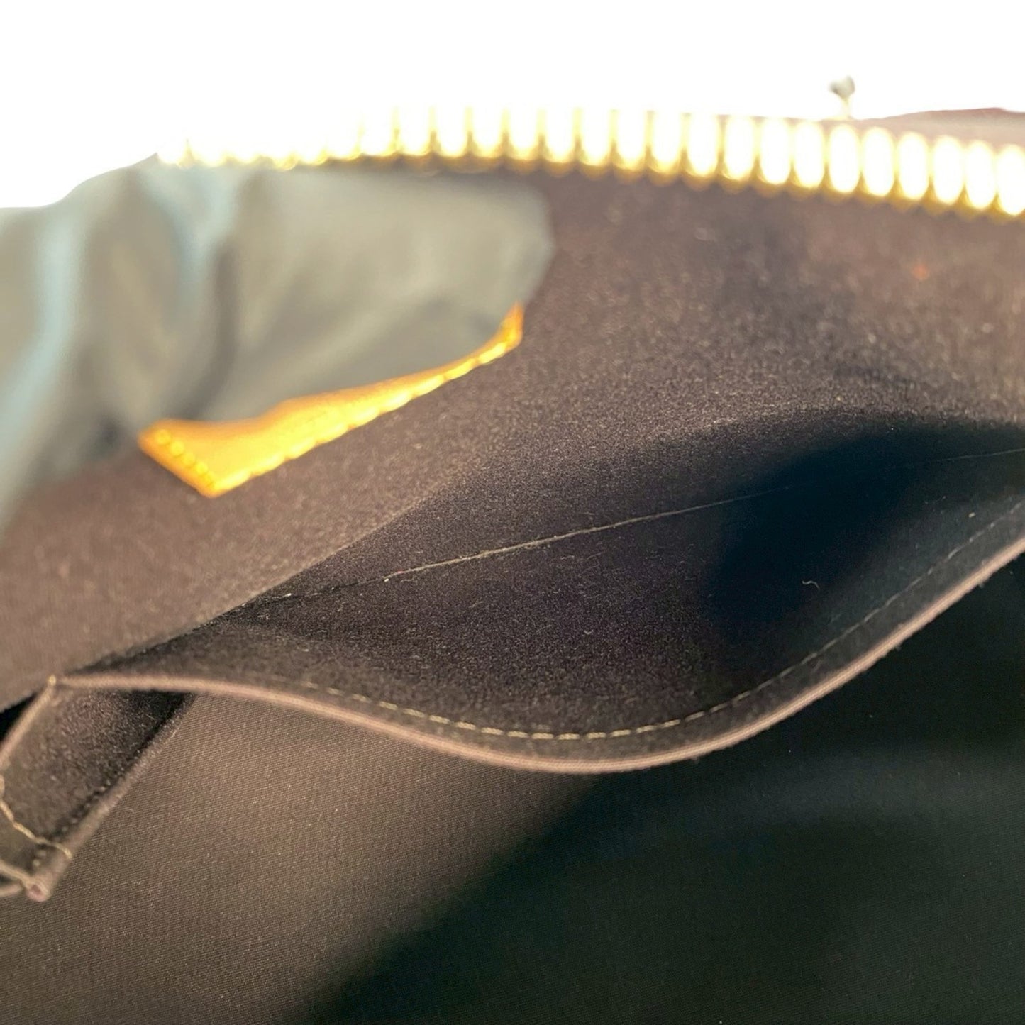 Louis Vuitton Alma Pm Monogram Vernis Patent Leather Enamel Handbag In Amaranth 33771