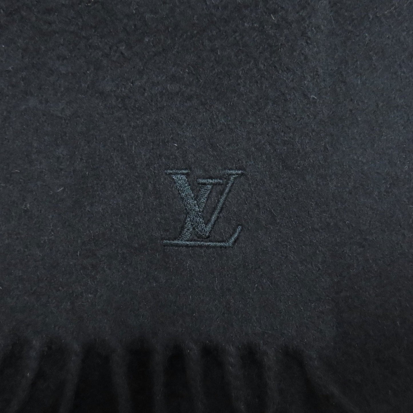 Louis Vuitton M75362 Echarpe Gerram Scarf Cashmere