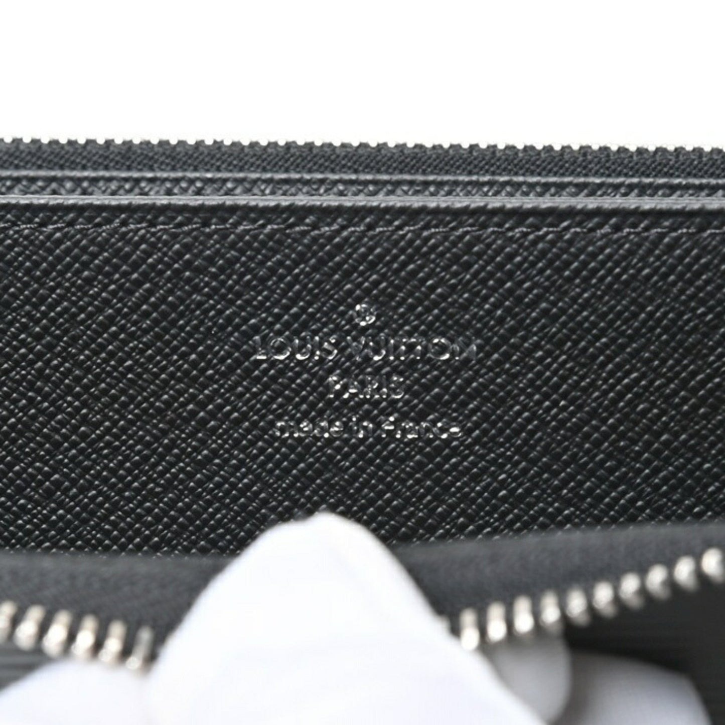 Louis Vuitton Louis Vuitton Zippy Wallet Round M61857 Epi Noir (Black) S-156405