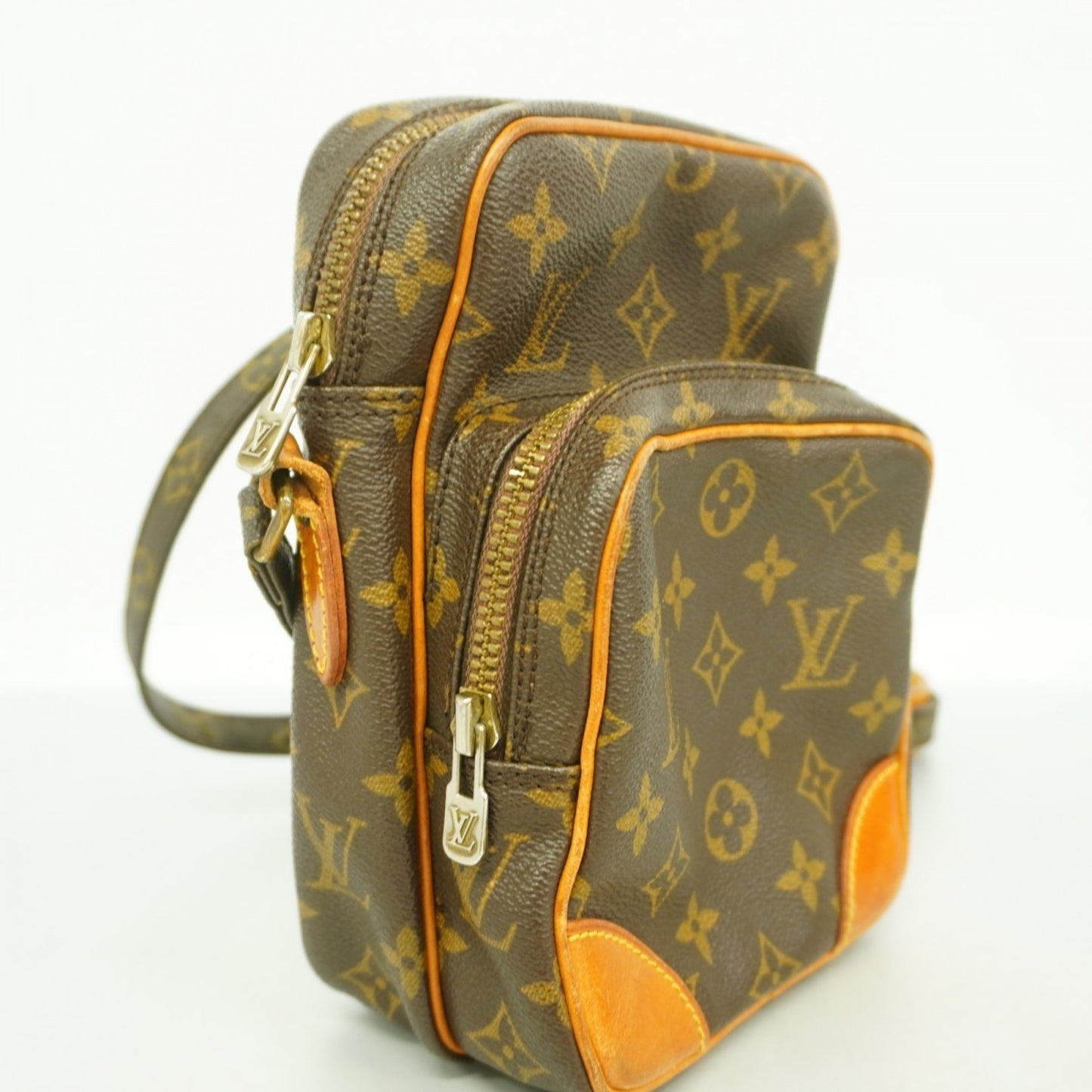 Louis Vuitton Monogram Amazon Shoulder Bag M45236 Brown