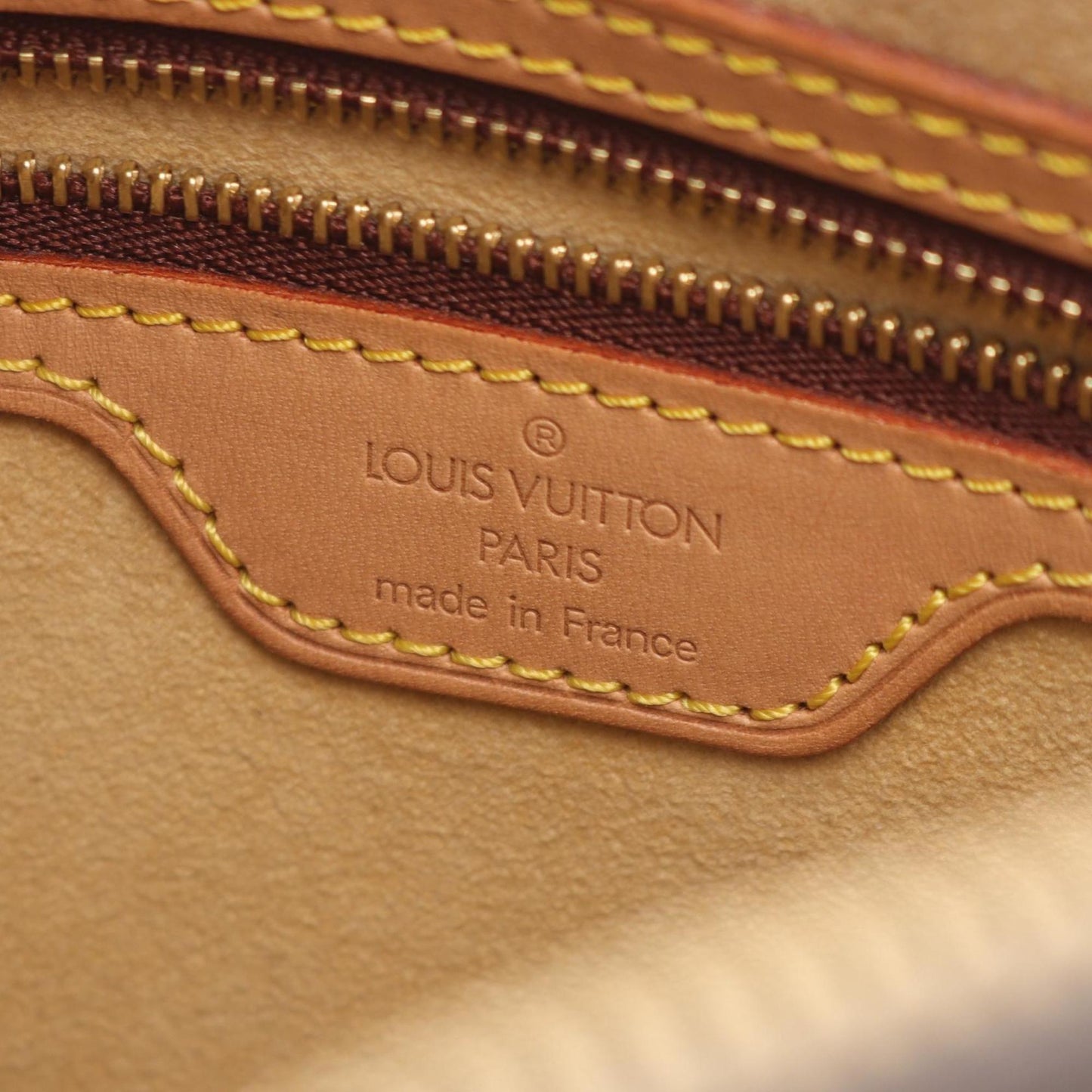 Louis Vuitton Looping Gm Shoulder Bag