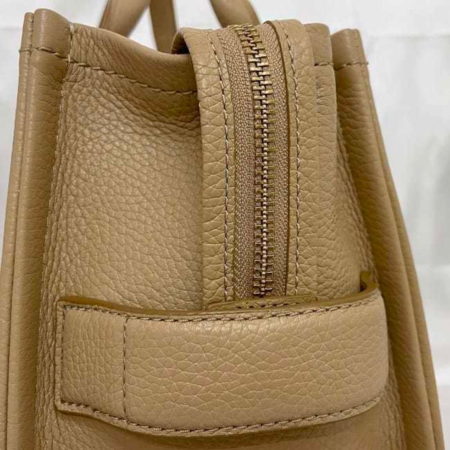Marc Jacobs 2-Way Bag The Tote Ec-23445 Beige H004L01Pf21 Leather Tote Shoulder Crossbody