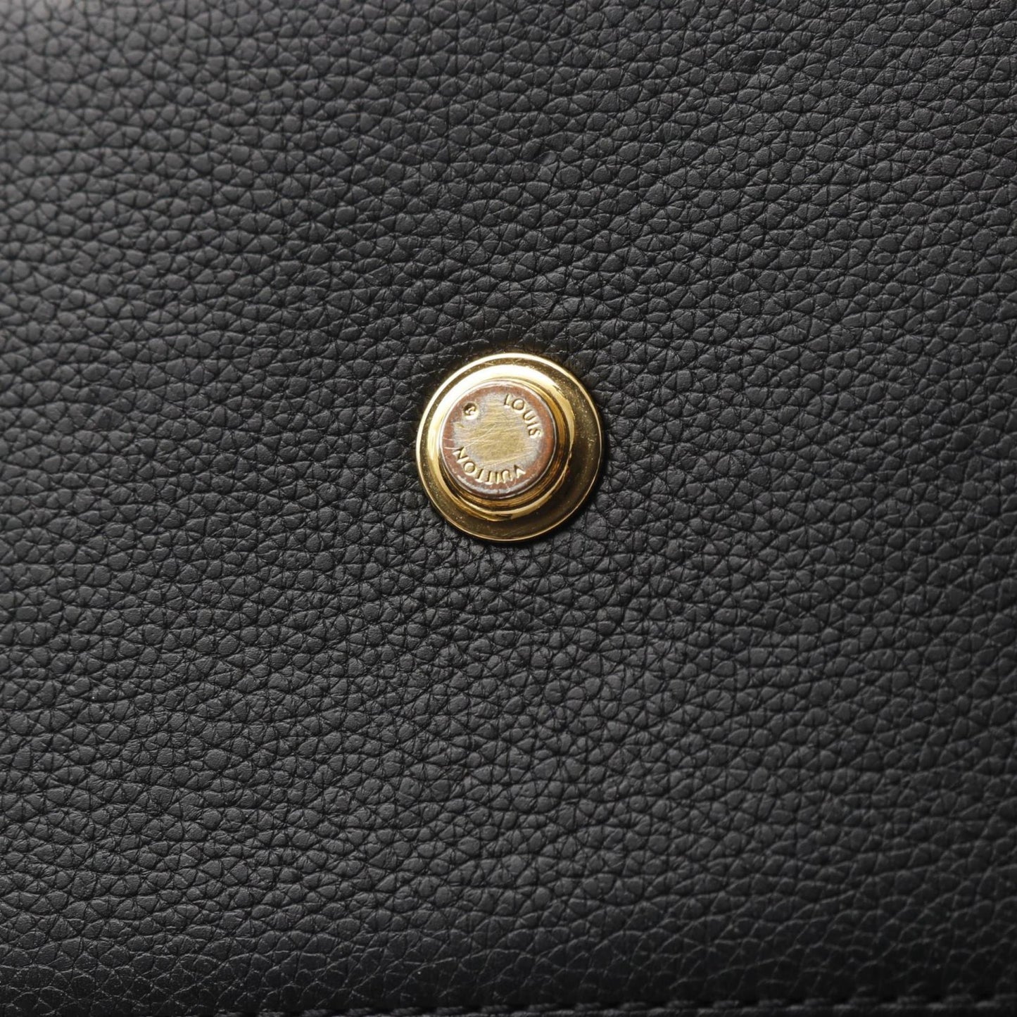 Louis Vuitton On My Side Mm Handbag