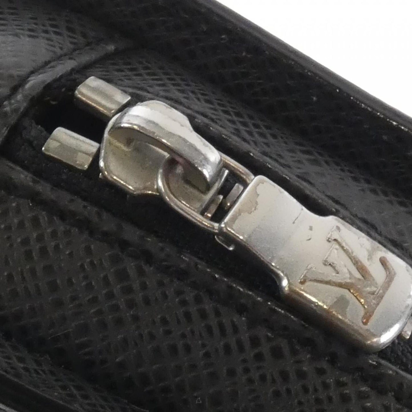 Leather Louis Vuitton Clutch Bag