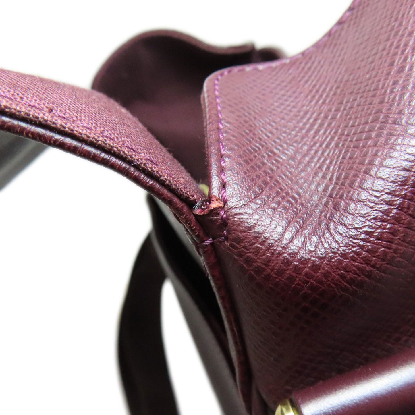 Louis Vuitton M30826 Yaranga Shoulder Bag In Taiga Leather