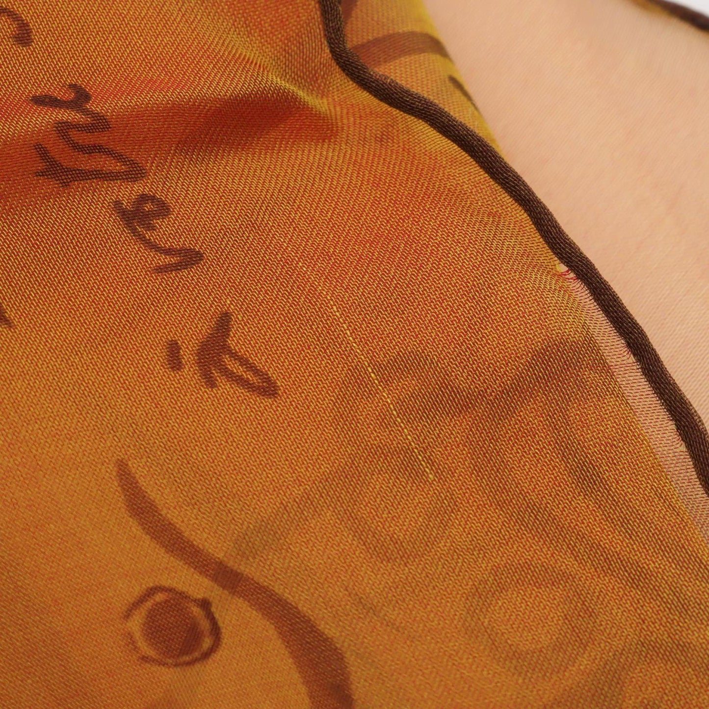 Hermes Herms Petit Carr 45 "A Votre Service" Silk Scarf For Women