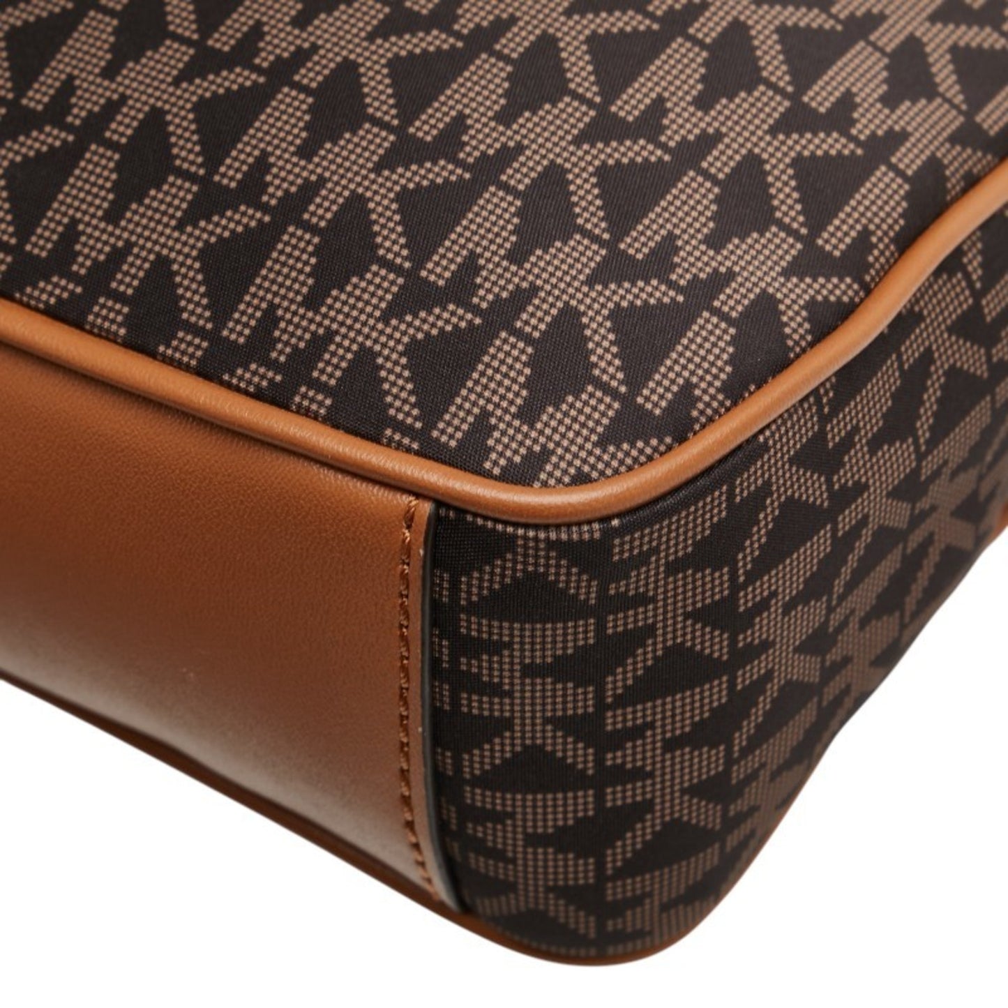 Michael Kors Signature Crossbody Shoulder Bag In Black