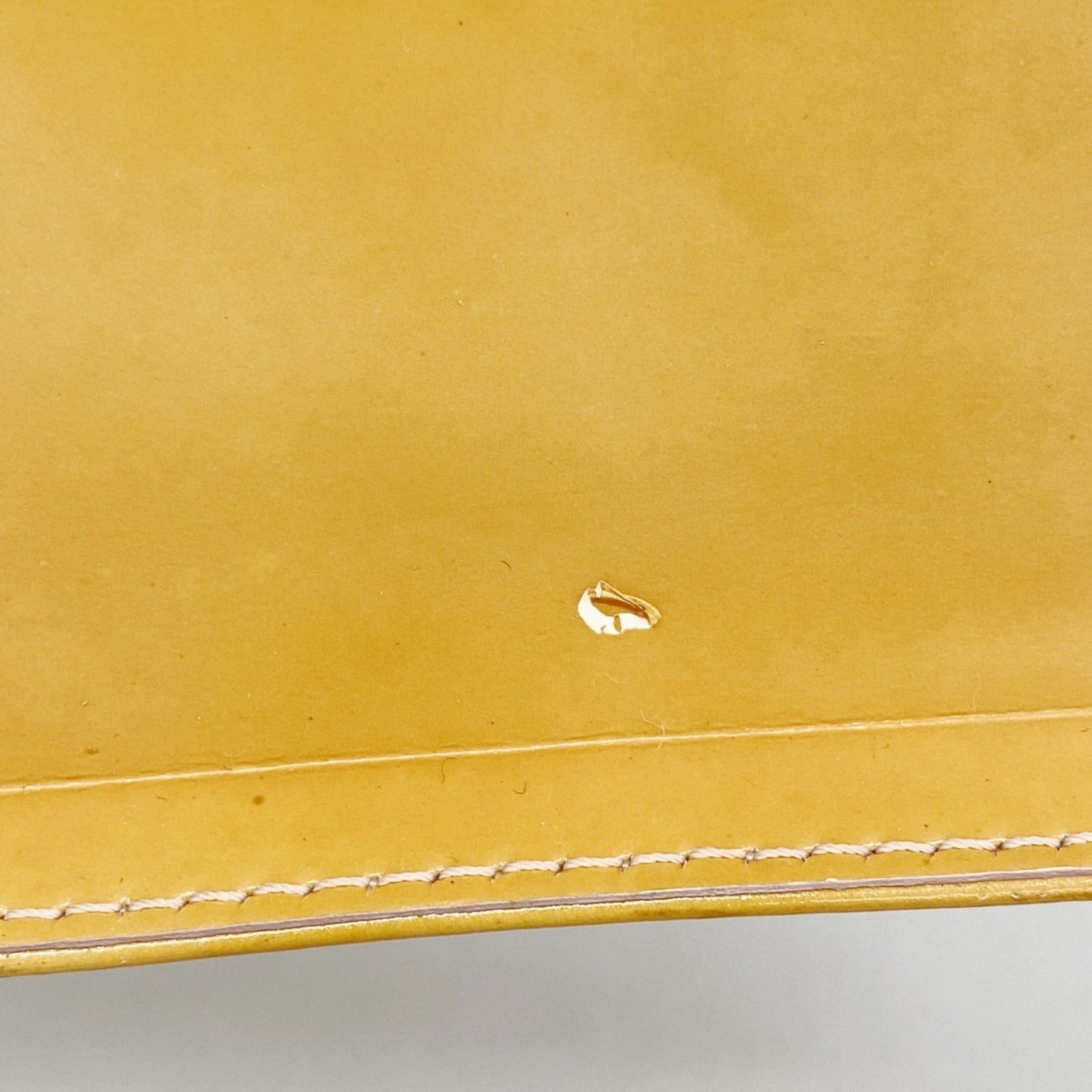 Louis Vuitton Vernis Spring Street Handbag M91033 Rose