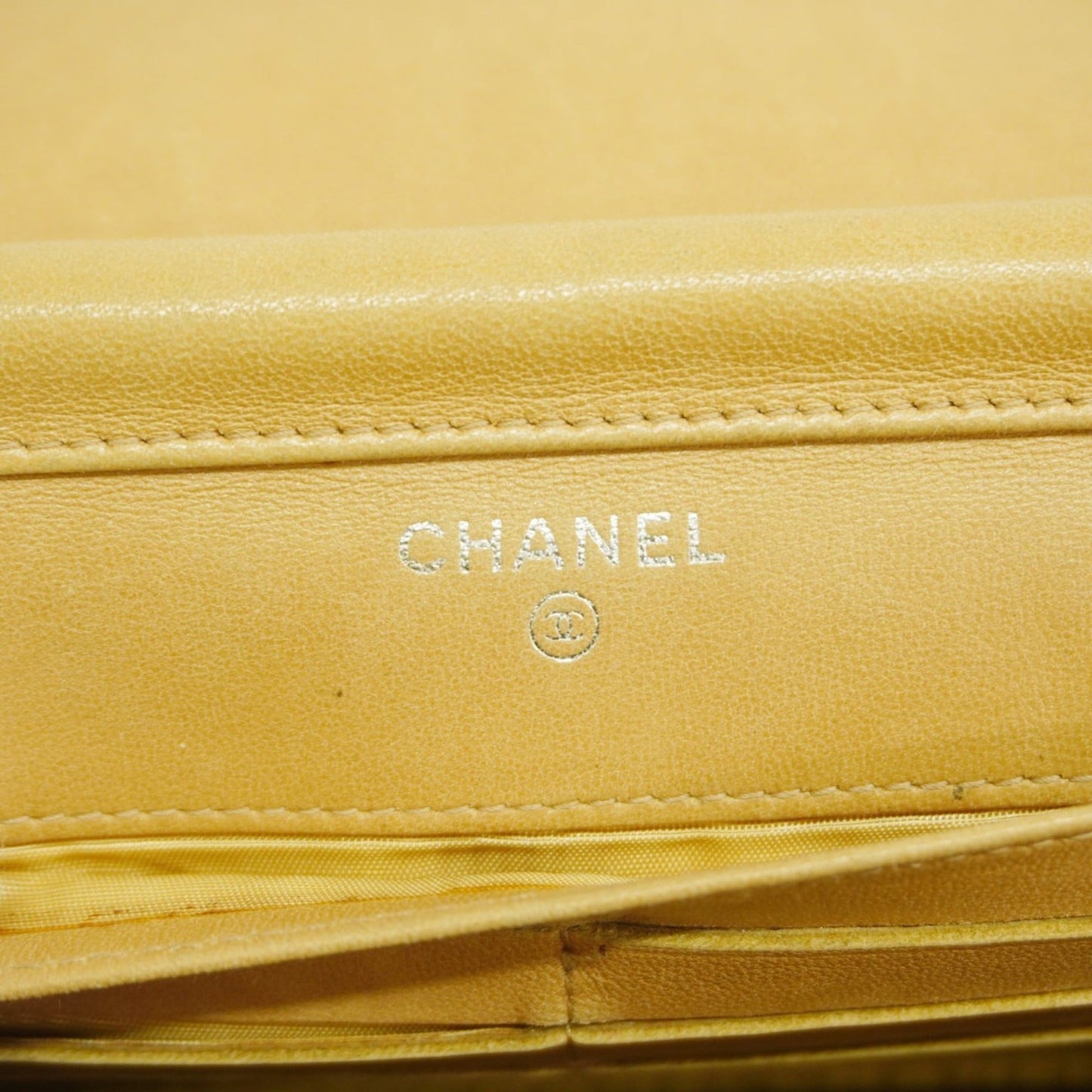 Leather Chanel Chain/ Shoulder Wallet