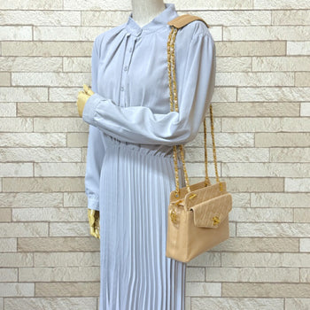 Chanel Shoulder Bag Lambskin Beige