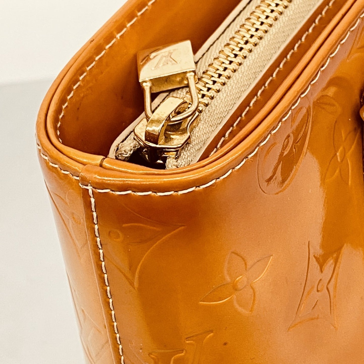 Louis Vuitton Vernis Houston Tote Bag M91004 Beige