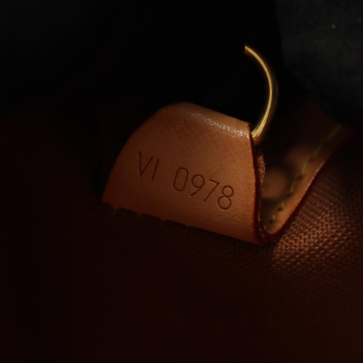 Louis Vuitton Ellipse Pm Handbag
