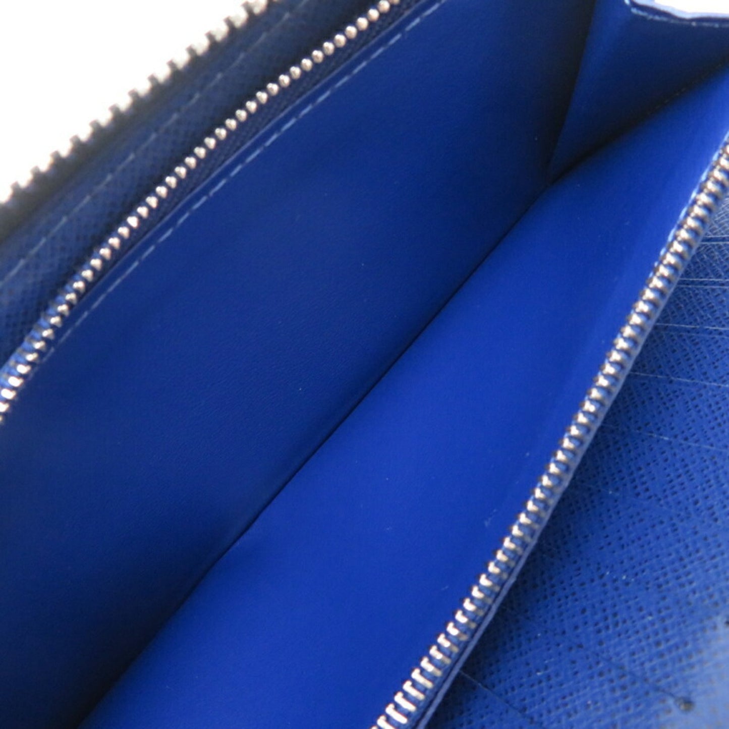 Louis Vuitton Zippy Wallet Vertical