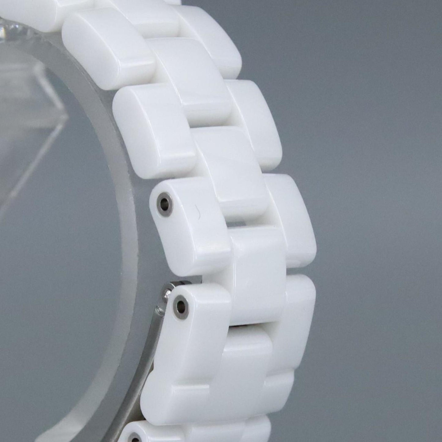 Chanel J12 33Mm Ceramic Watch H0968 Quartz Movement