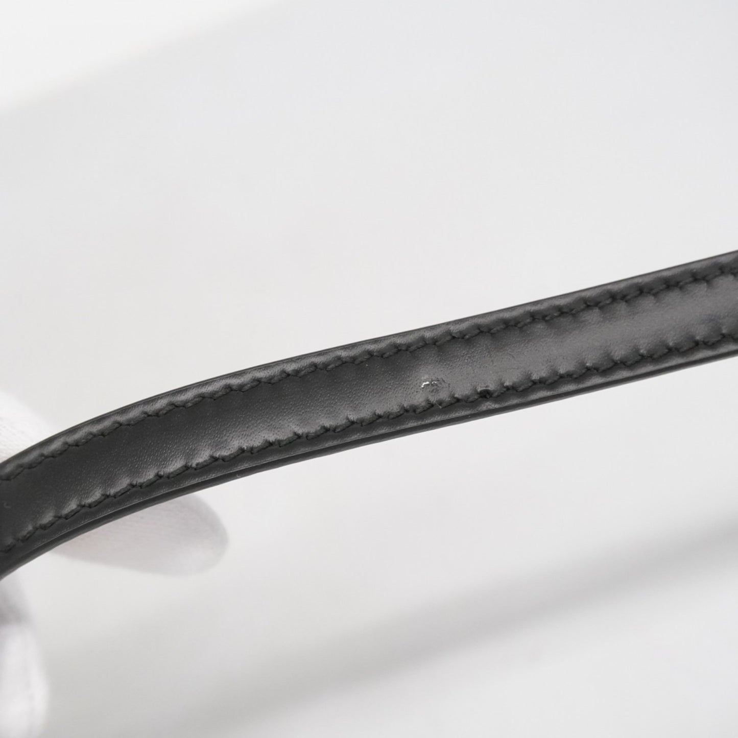 Salvatore Ferragamo Boxy Leather Handbag In Black And Champagne