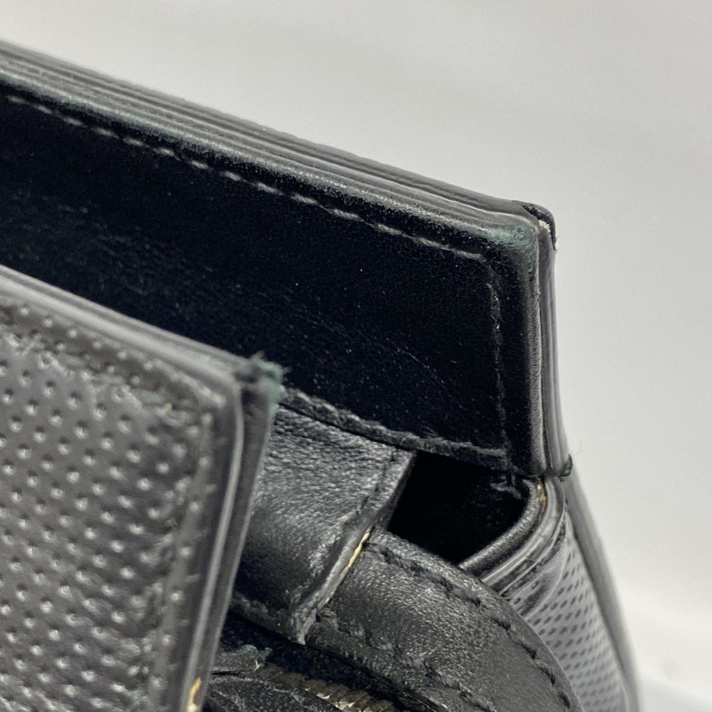 Gucci Boston Bag With Gg Embossing