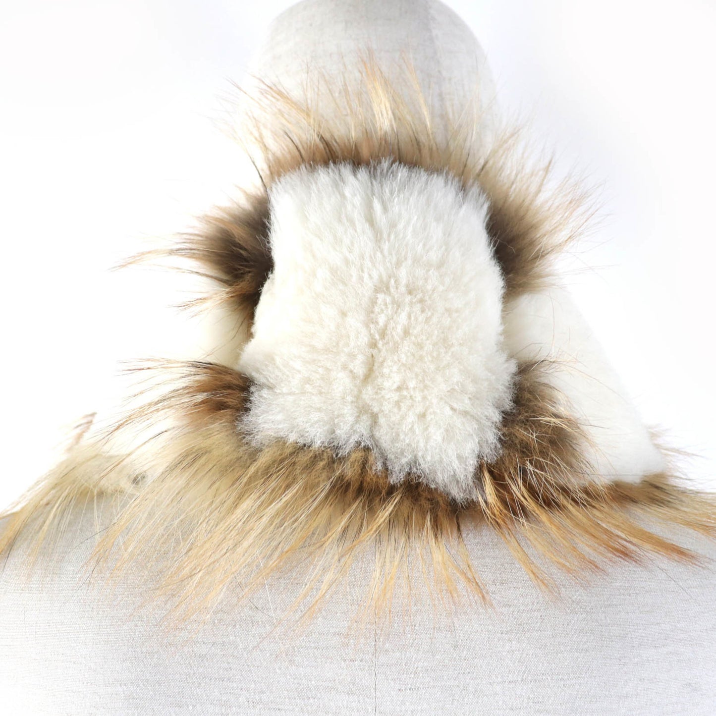 Louis Vuitton Mp1907 Cor Foxy Lunar Fox Silk Tippet Shawl In Ivory And Brown With Gold Hardware