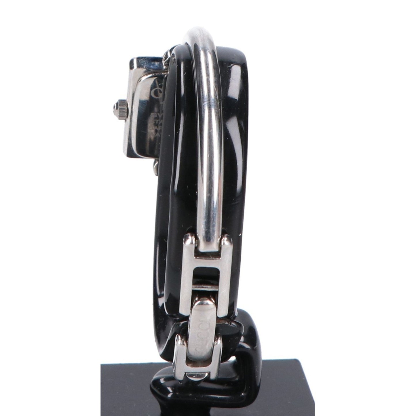 Gucci 1900L Wearface Quartz Bangle Watch