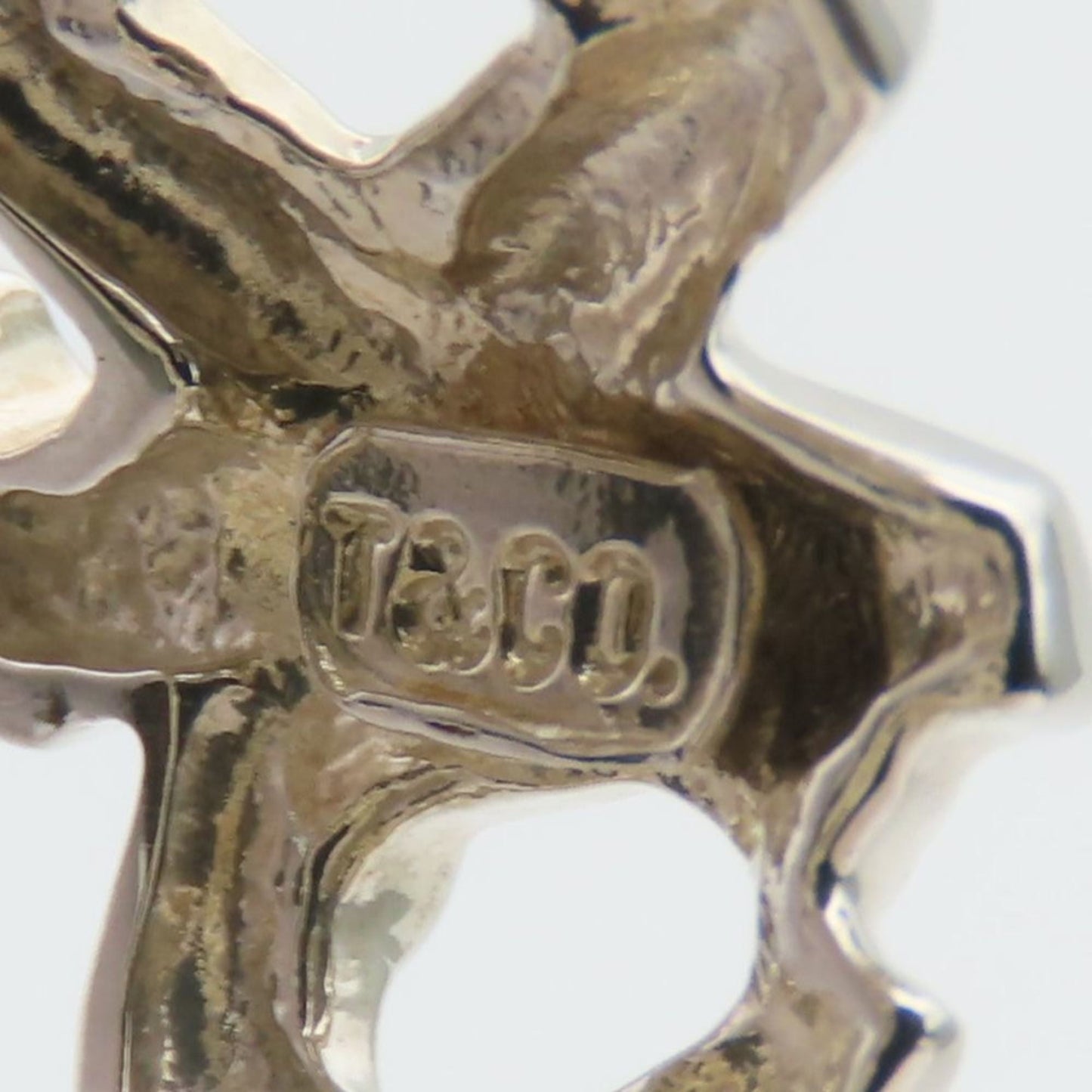 Tiffany & Co. Love Kiss Ring