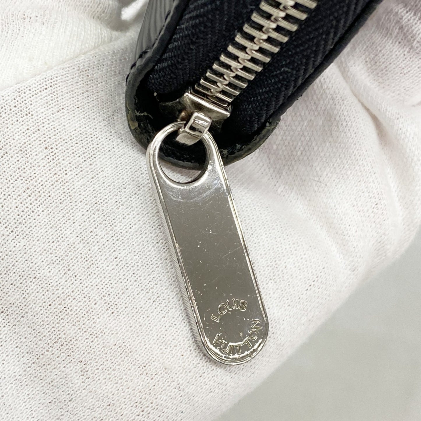 Louis Vuitton Epi Zippy Wallet M61857 Noir