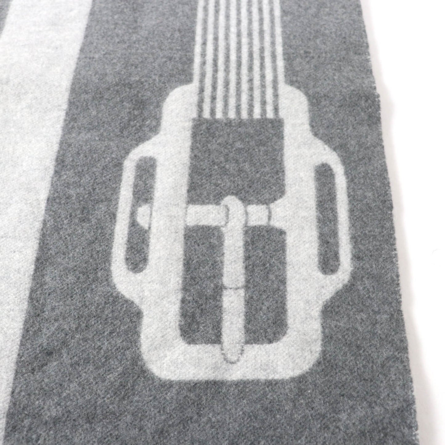 Hermes Sangle Boucle 100% Cashmere Antogracito Gris Clair Fringed Scarf