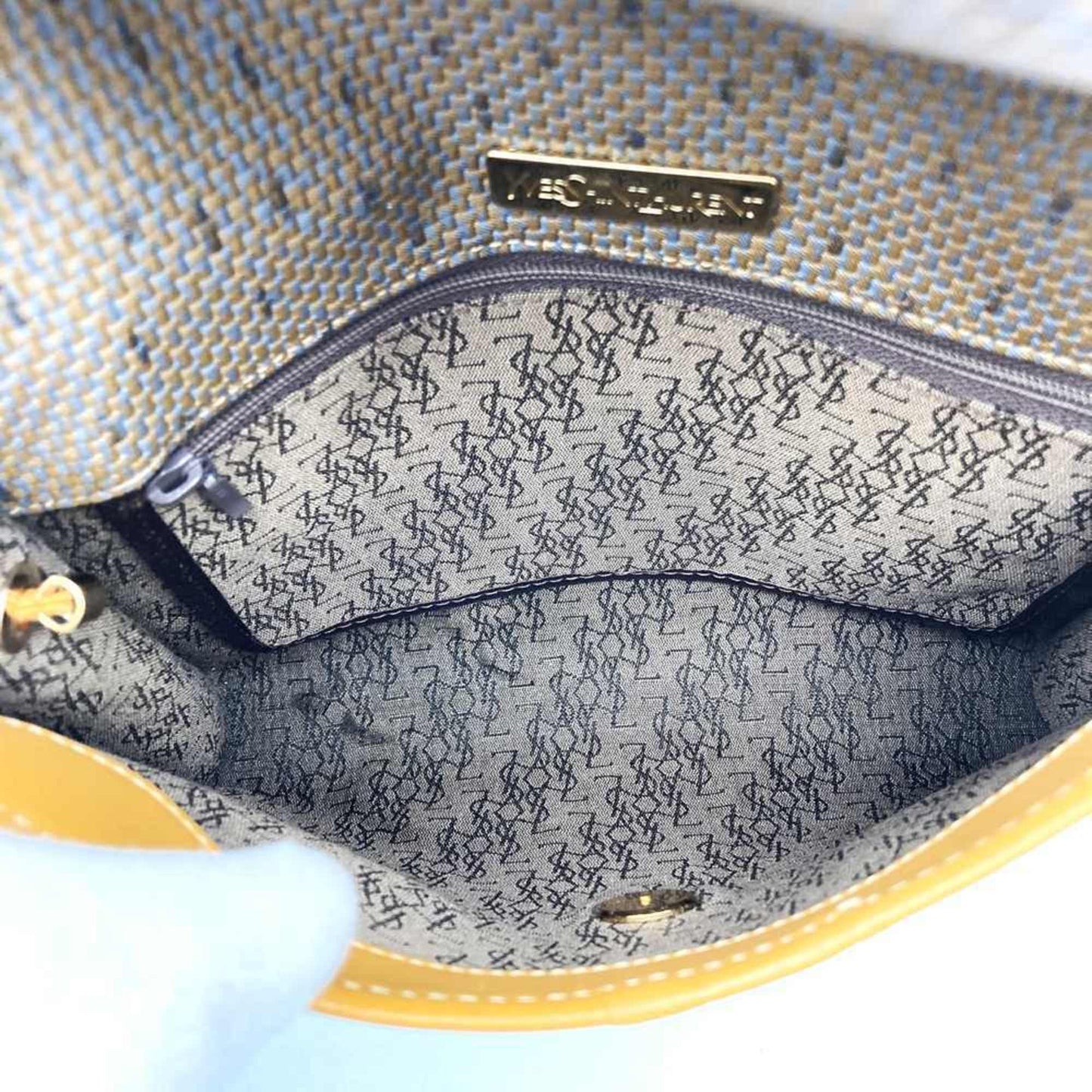 Shoulder Bag Leather - Yves Saint Laurent Pochette