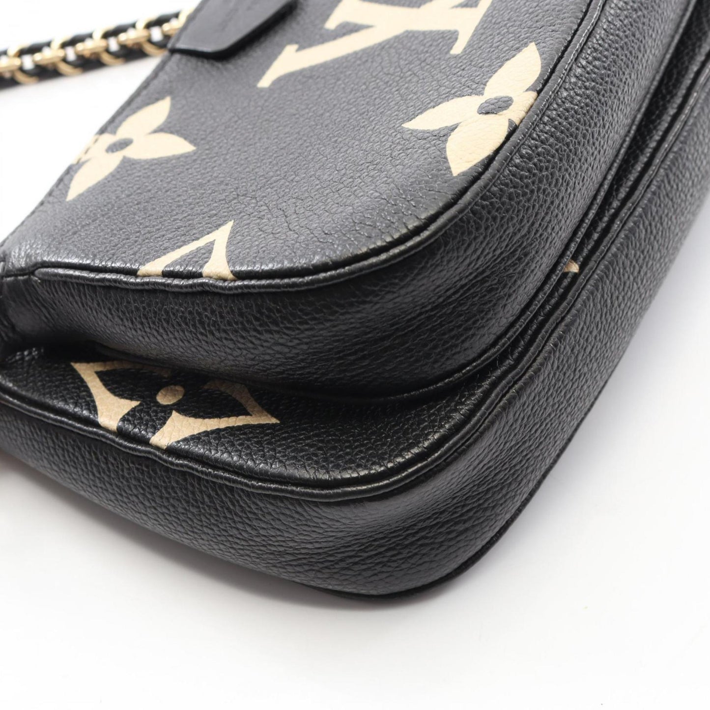 Louis Vuitton Multi Pochette Accessoires Two-Tone Leather Shoulder Bag