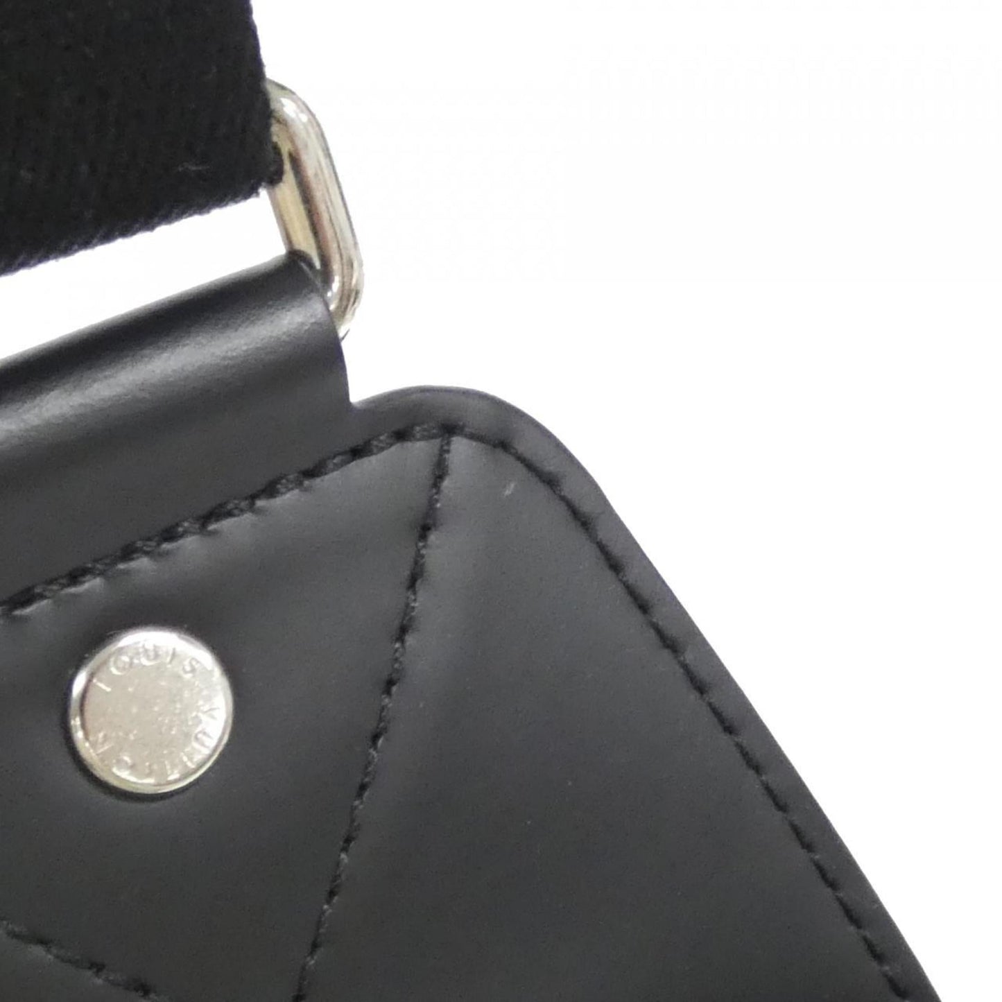 Canvas Louis Vuitton Shoulder Bag Coated