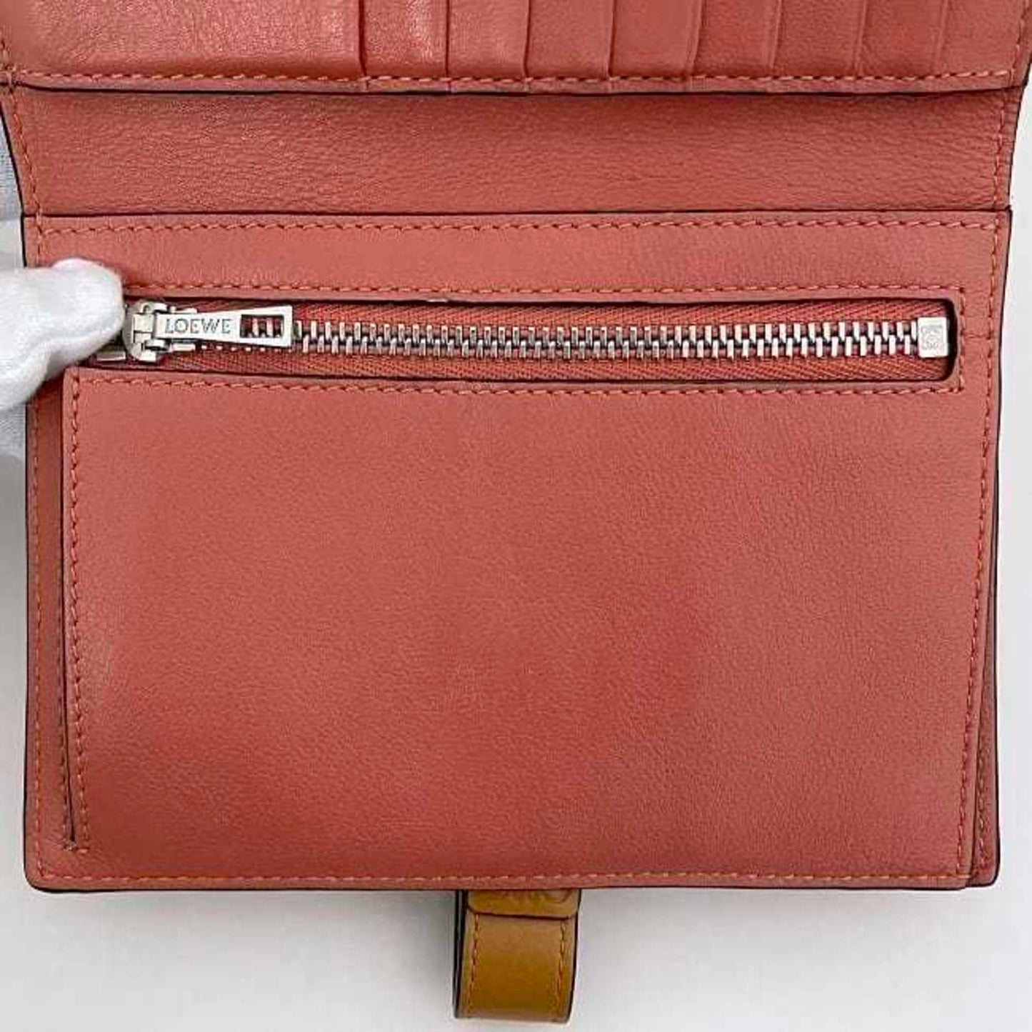 Loewe Bi-Fold Wallet Vertical Small Ec-23121 Beige Camel Brown Salmon Pink Anagram C660S87X01