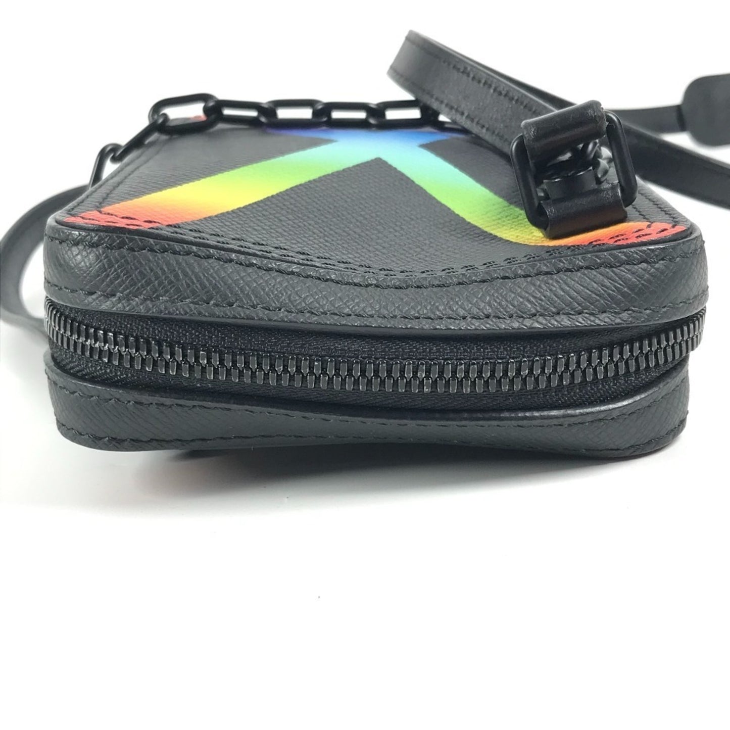 Louis Vuitton M30332 Taiga Rainbow Danube Messenger Bag