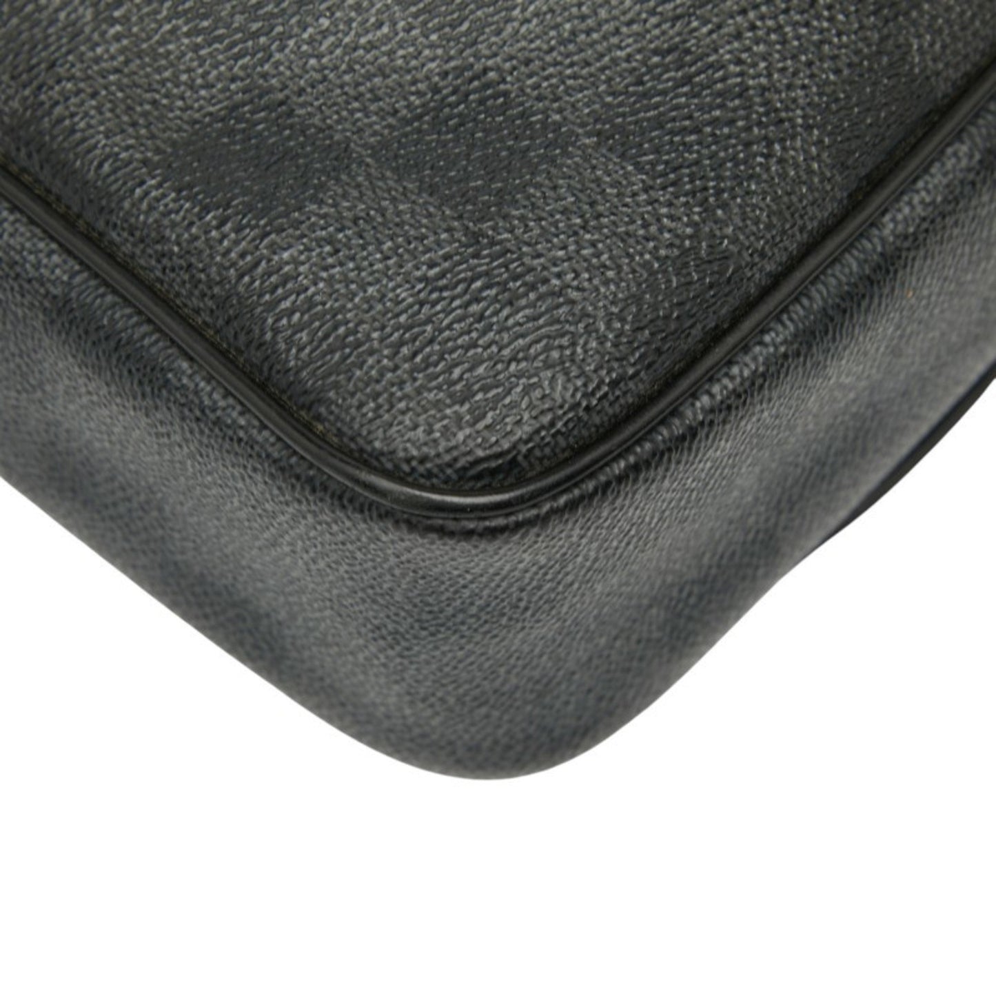 Louis Vuitton Damier Graphite Daniel Mm Crossbody Shoulder Bag N58029 Black Leather