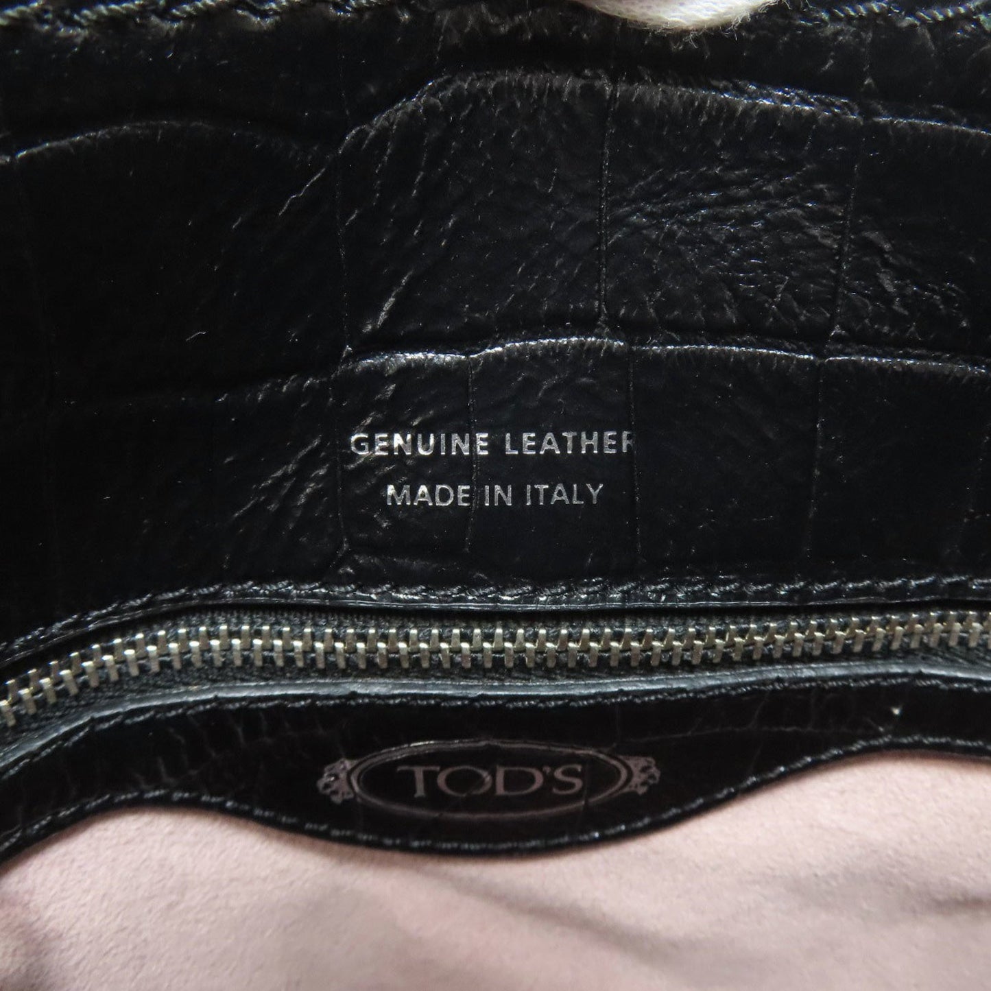 Tod'S Embossed Double T 2-Way Leather Handbag