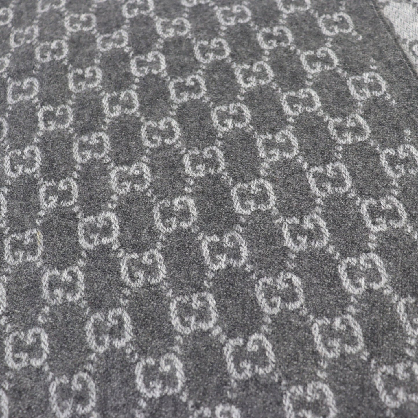 Gucci 391531 50% Cashmere Scarf With Gg Logo