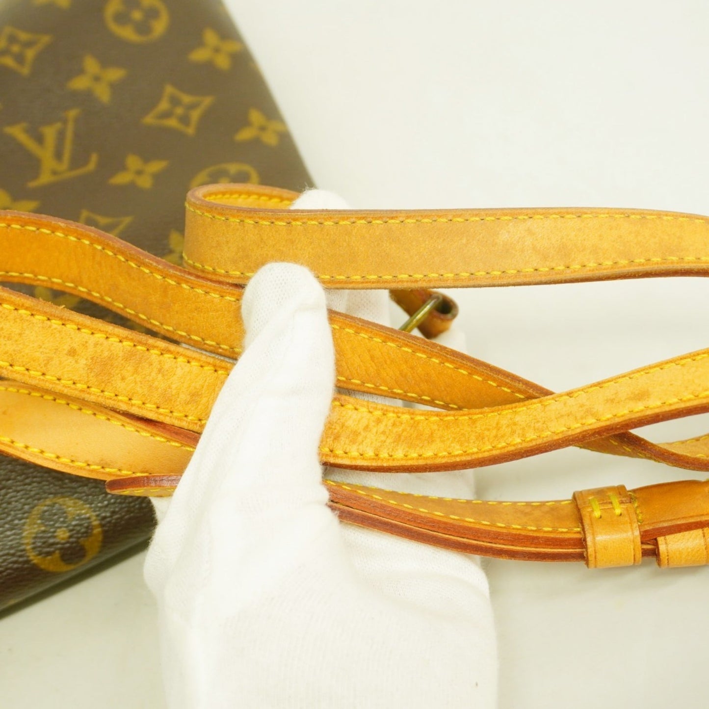 Bag Louis Vuitton Shoulder