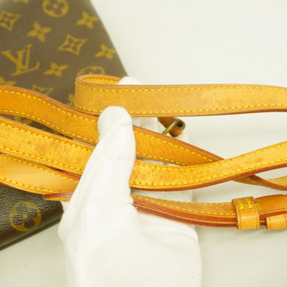 Bag Louis Vuitton Shoulder