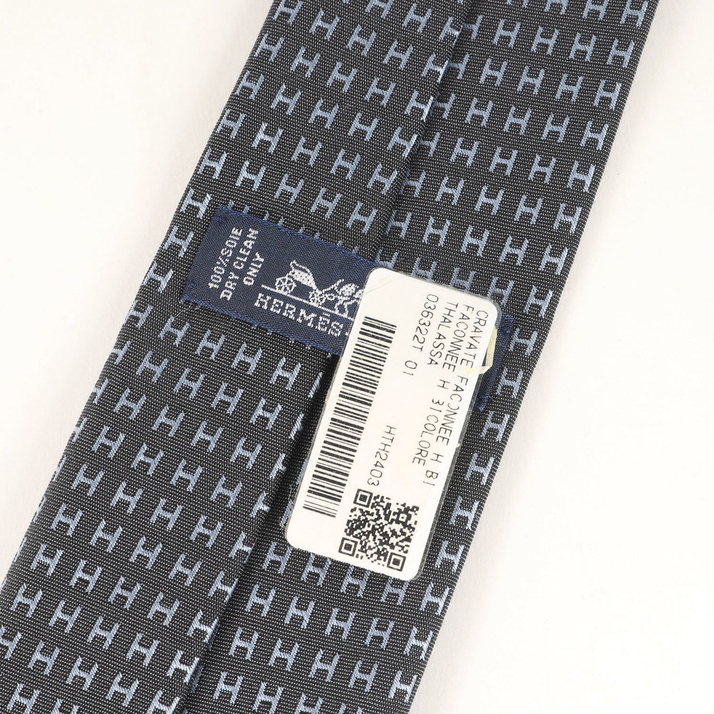 Hermes Men'S H Jacquard Silk Tie (Fasone 036322T) 24Aw Current Model With Thalassa Blue Belt
