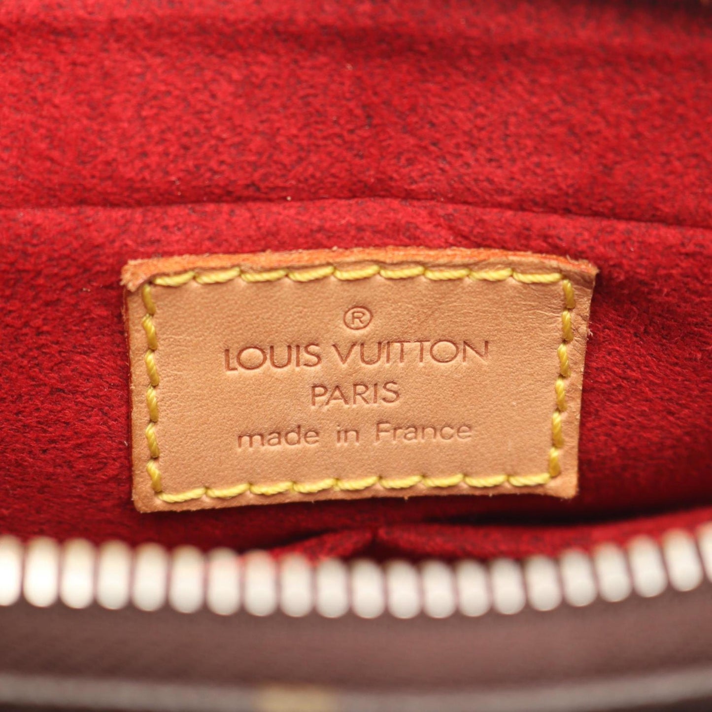 Louis Vuitton Viva Cite Mm Shoulder Bag In Coated Canvas And Leather With Monogram Design