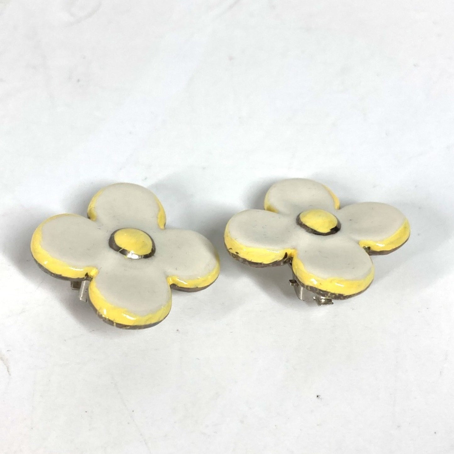 Louis Vuitton Louis Vuitton Flower Earrings Ceramic