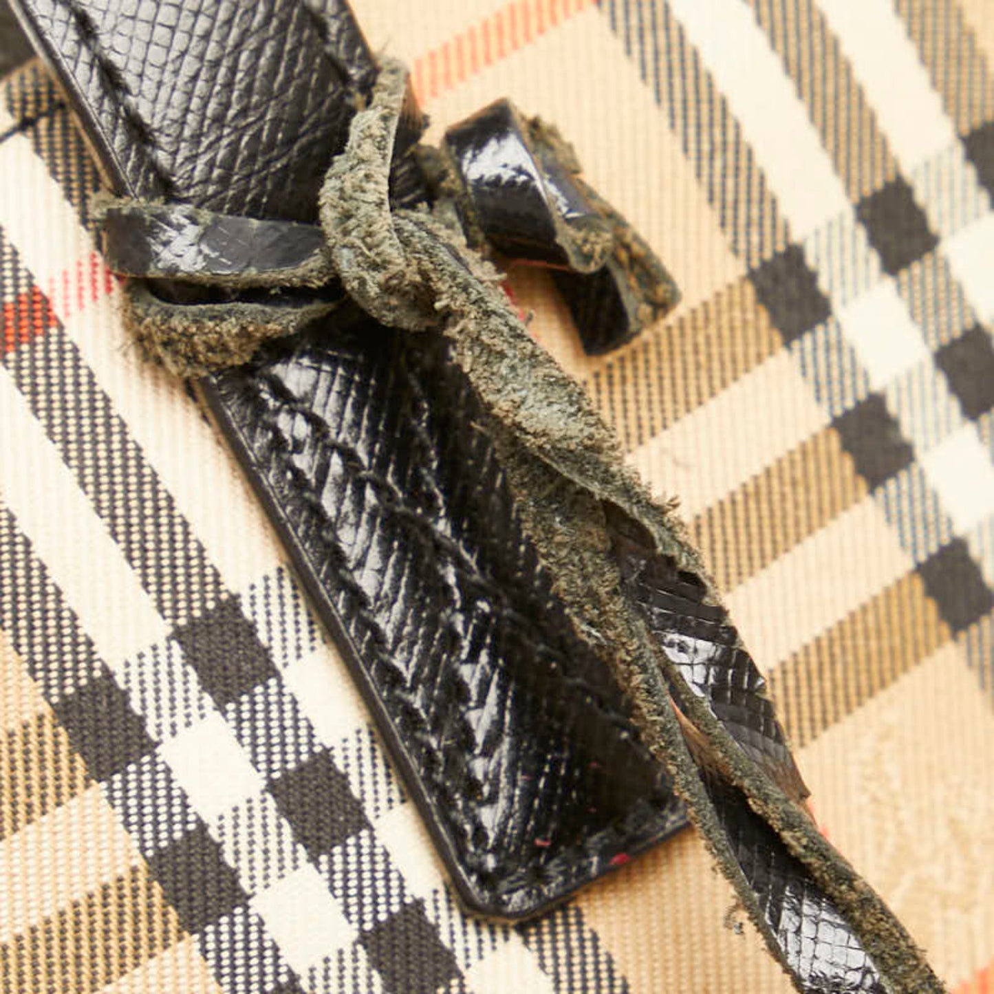 Burberry Nova Check Shadow Horse Handbag Beige Black Canvas Leather