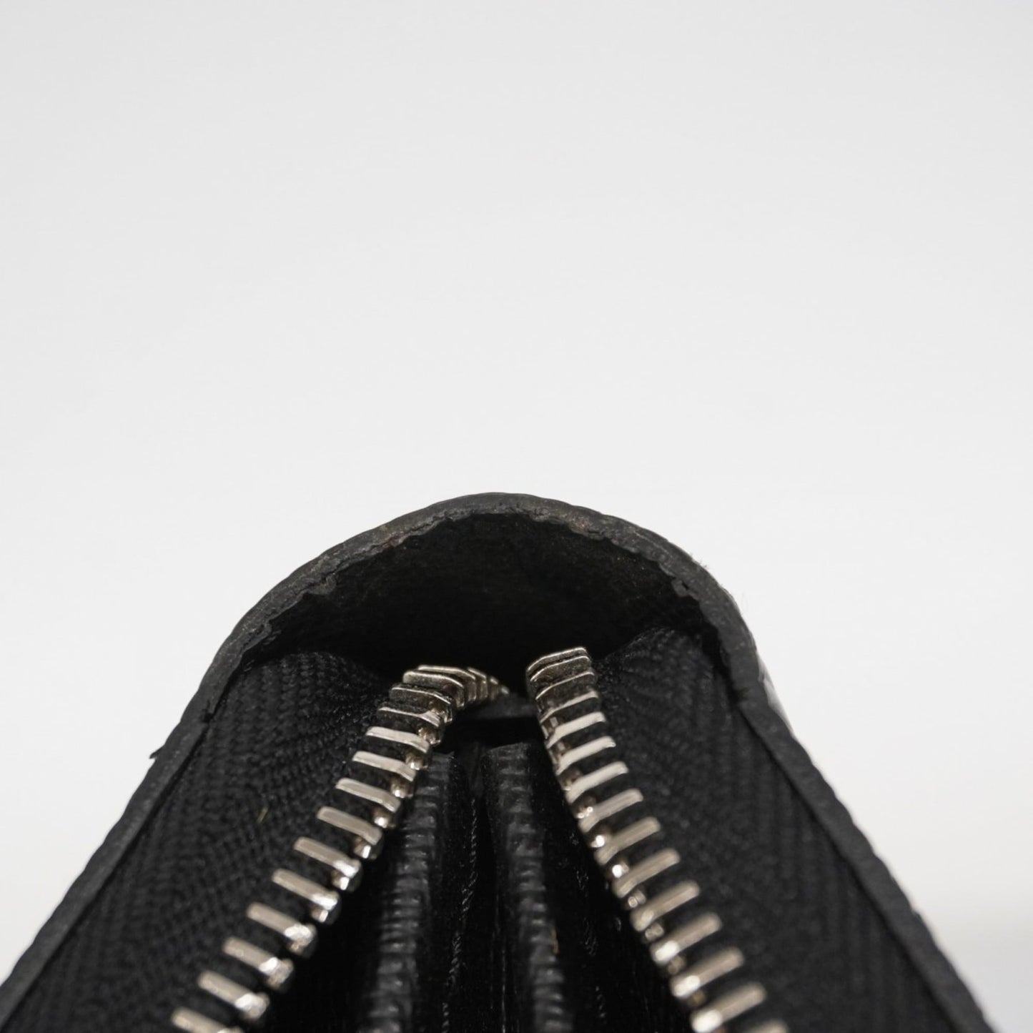 (Bi-Fold) Louis Vuitton Long Wallet