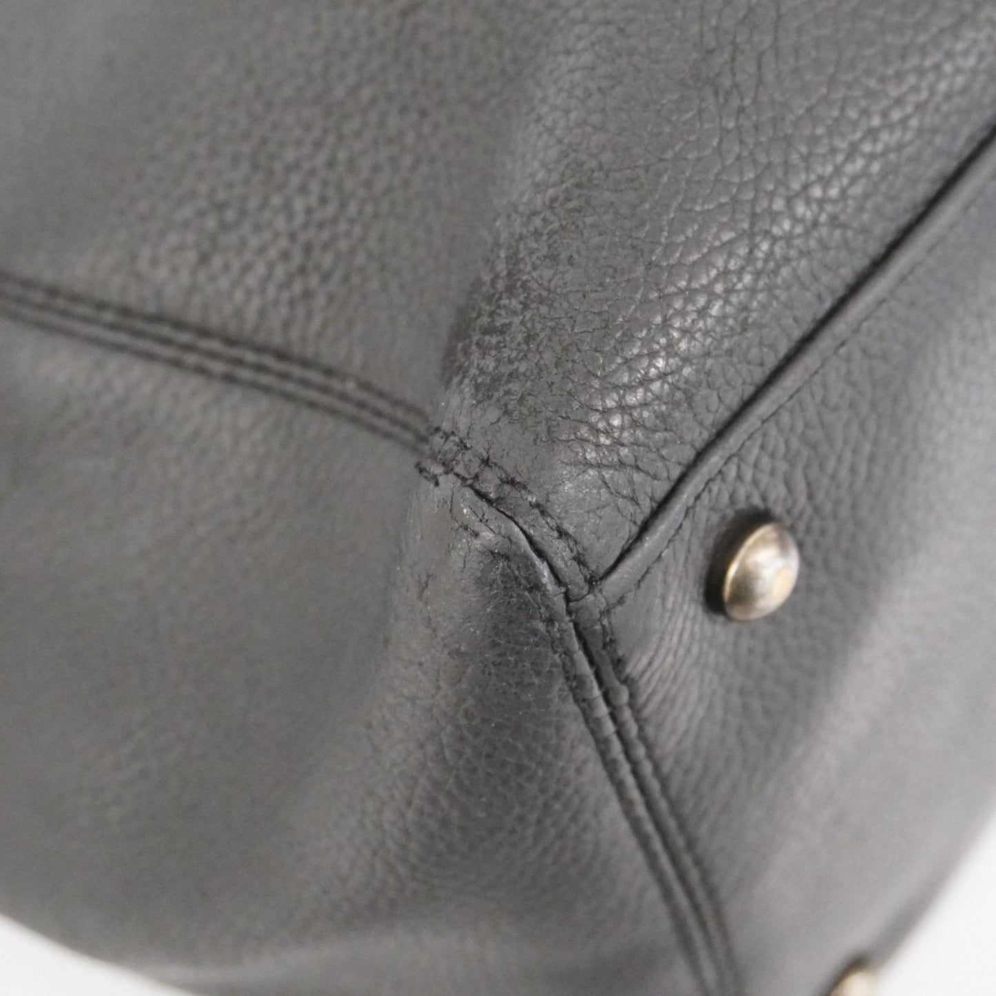 Chanel Executive Tote Bag In Caviar Leather