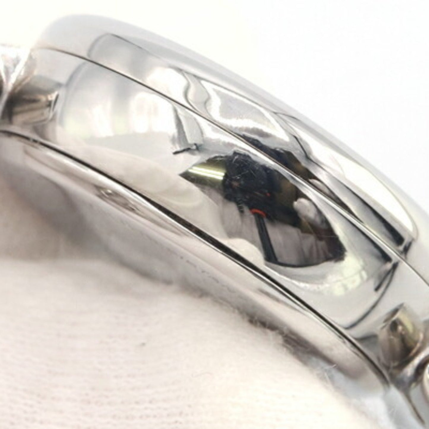 Gucci Women'S Guccissima G-Balloon Bangle Watch