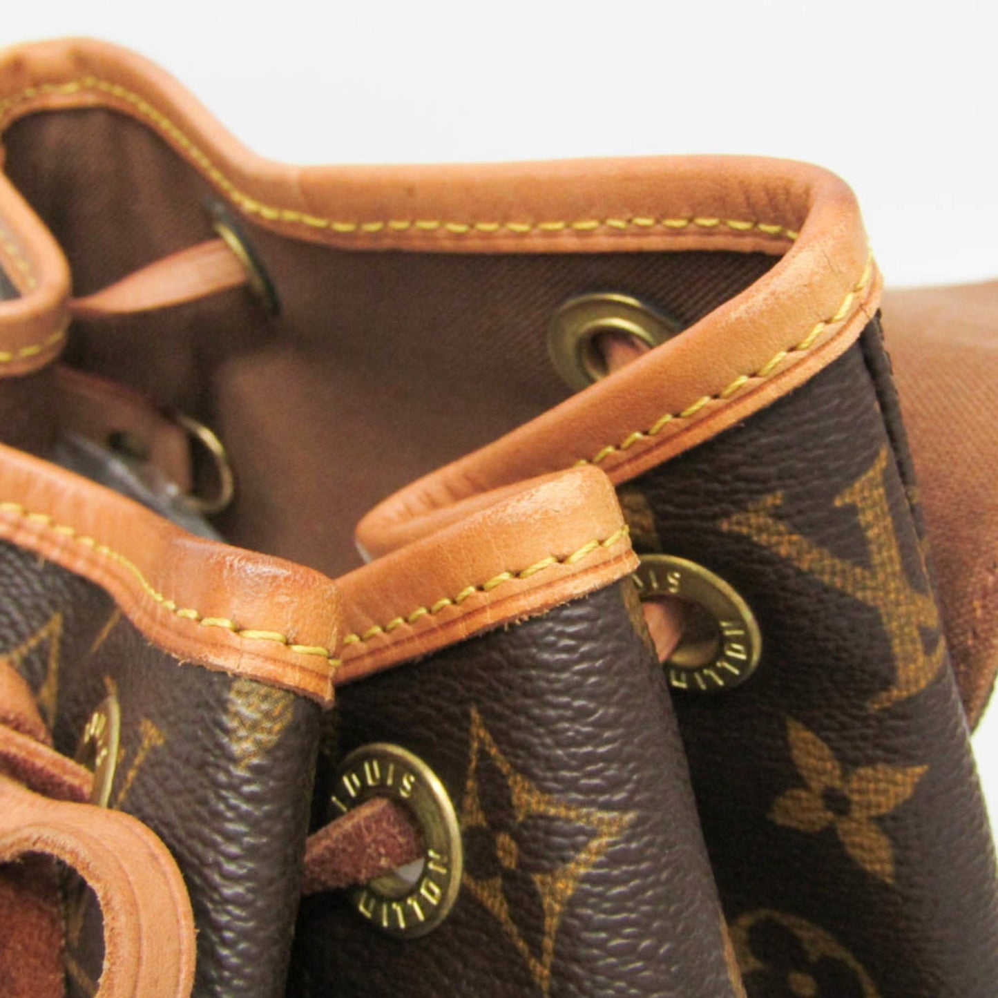 Louis Vuitton Monogram Montsouris Mm M51136