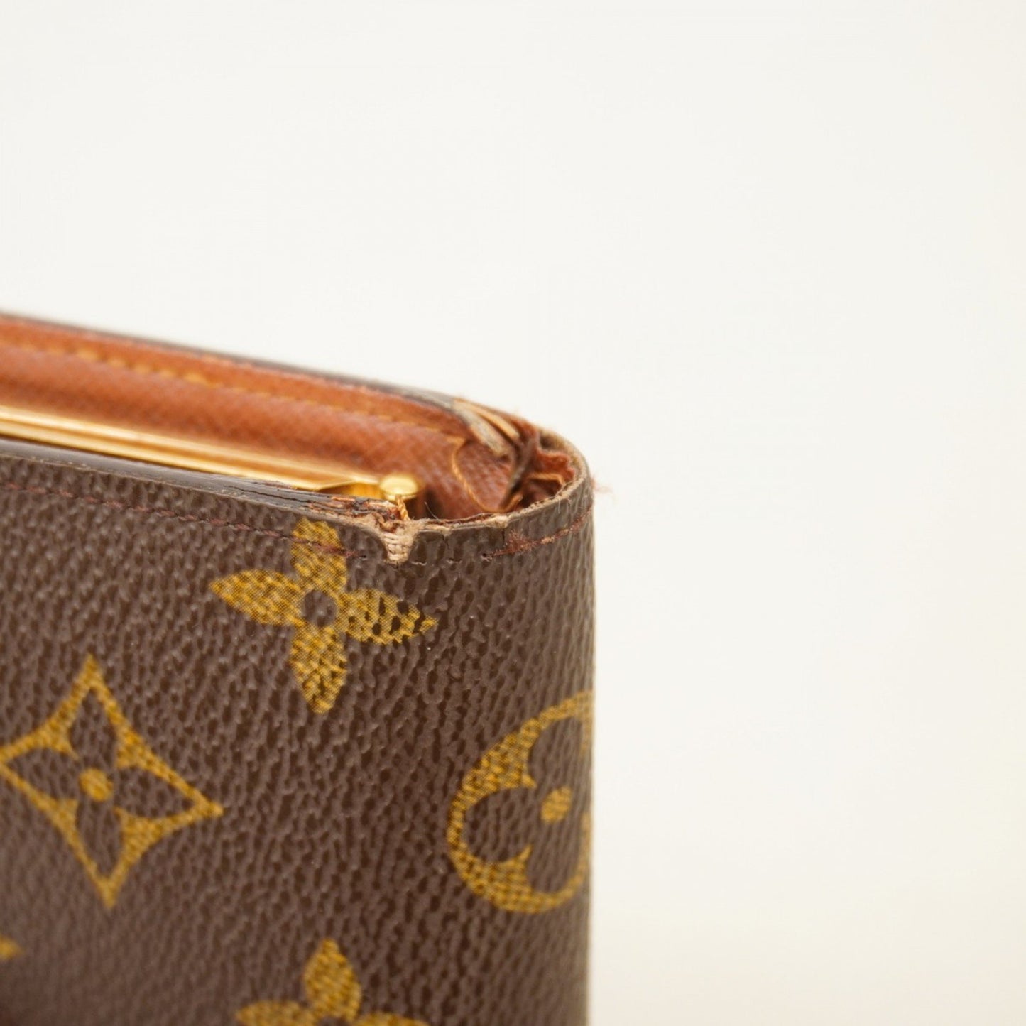 Louis Vuitton Monogram Porte Monnaie Bi-Fold Wallet M61663 Brown