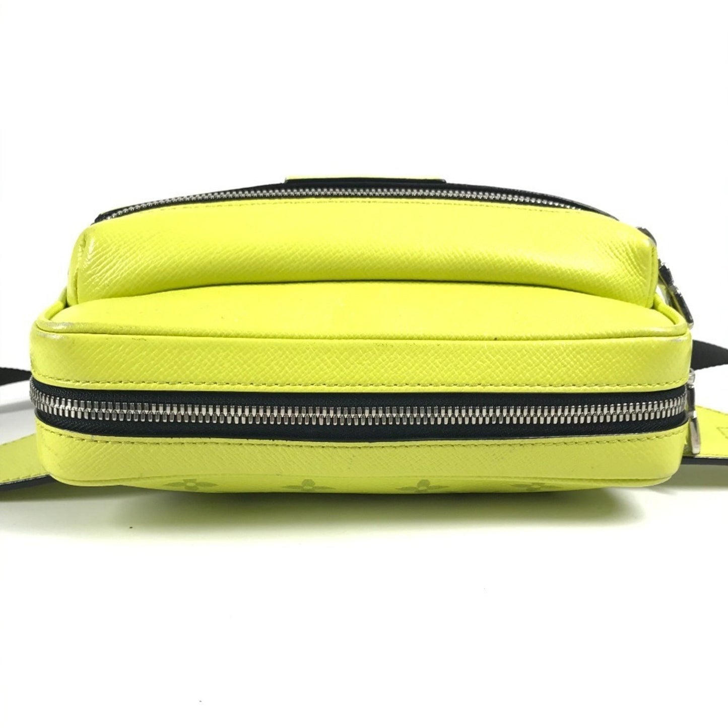 Louis Vuitton M30239 Taiga Rama Outdoor Messenger Pm Bag