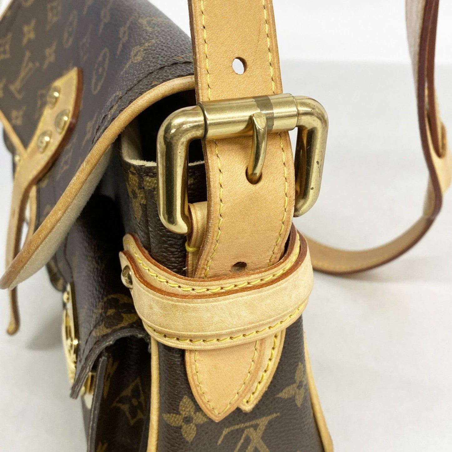 Louis Vuitton Monogram Hudson Shoulder Bag M40027 Brown